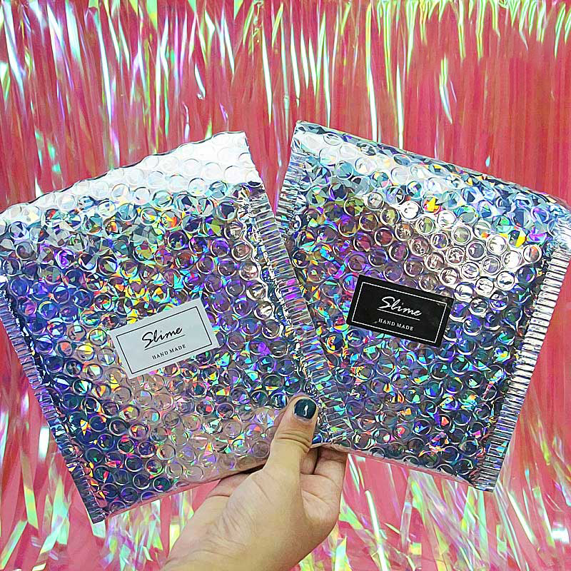 Holographic Small Bubble Mailers for Glamorous Jewelry and Cosmetic Shipping