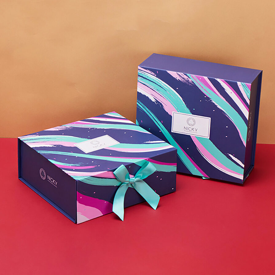 Luxury Custom Printed Gift Box Foldable Design for Brands