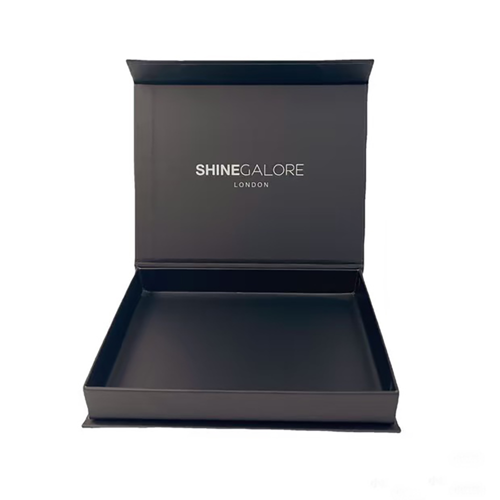 Custom Boxes with Magnetic Closure for Luxury Brand Presentation