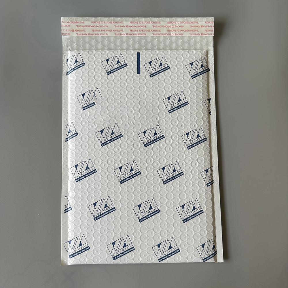 Custom Bubble Mailers with Logo Print for Professional E-commerce Transit