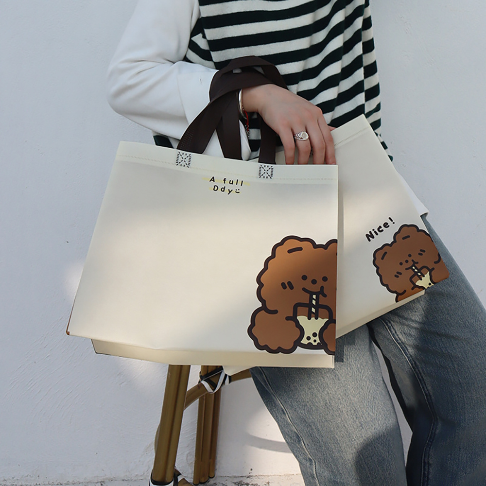 Charming Cartoon Design Laminated Non Woven Tote Bags for Trendy Retail