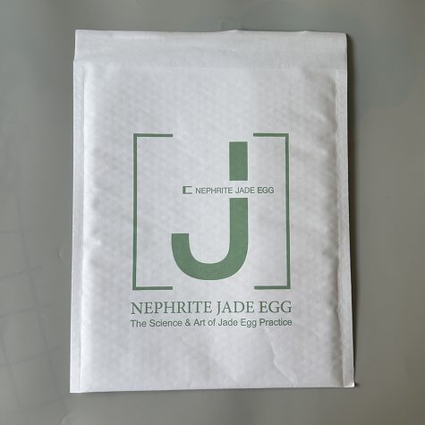 custom-printed-white-bubble-mailer-envelope