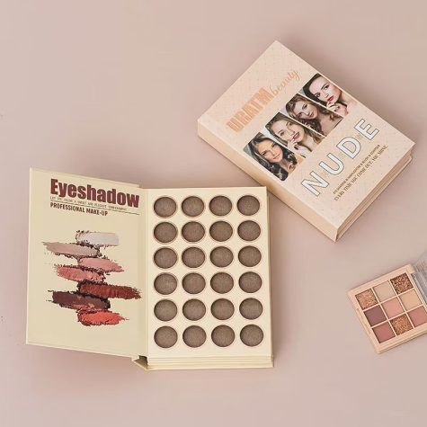 nude-makeup-illustrations-cream-contour-palette