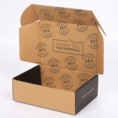 flat-unfolded-brown-kraft-mailer-boxes