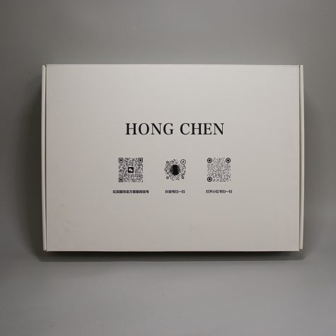 assembled-front-lock-white-cardboard-mailers